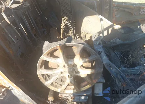 2016 Jeep Cherokee Latitude из США, поврежденный, VIN 1C4PJMCS8GW262694